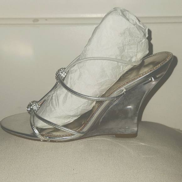 Michael silver clear sandal heel w/ crystal balls. Size 7. BRAND NEW NEVER WORN! - Picture 2 of 6